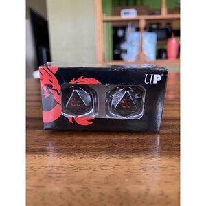 Ultra Pro VIVID Heavy Metal Dice Black & Red (2 Dice Set)